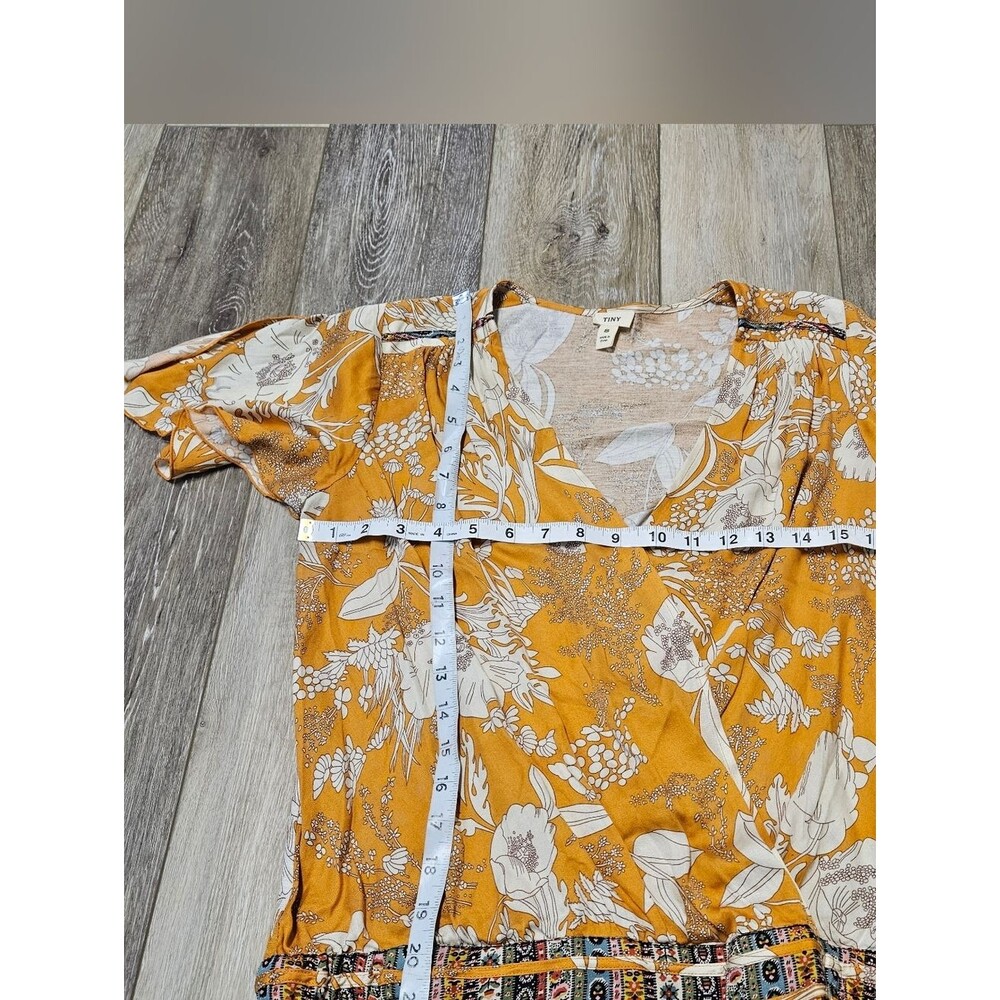 Anthropologie Tiny Floral Surplice V Neck Blouse Top Yellow Gold Women's Small - Picture 4 of 11